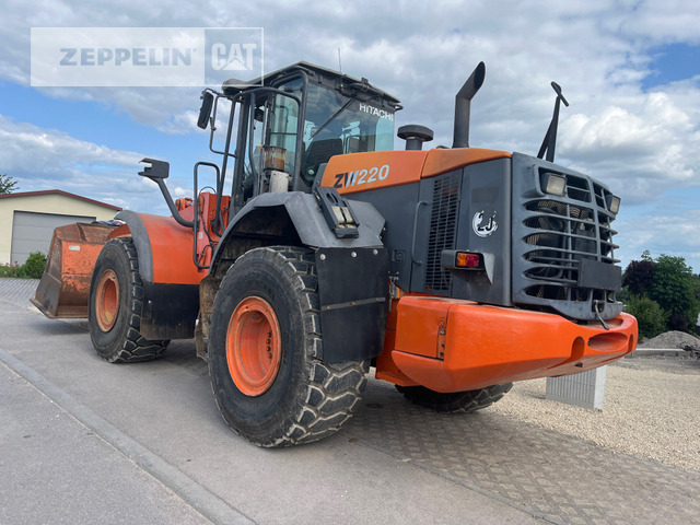 Hitachi ZW220 - Wheel loader: gambar 2 Hitachi ZW220 - Wheel loader: gambar 2