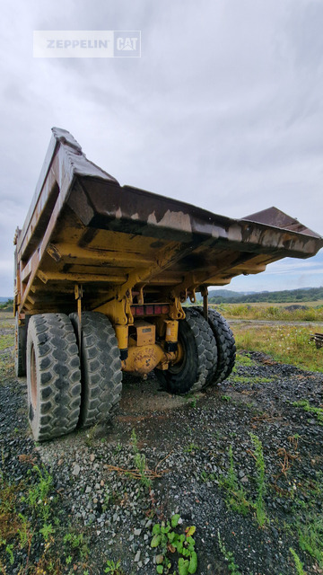 Komatsu HD325-6 - Truk batu/ Dumper iebes: gambar 4 Komatsu HD325-6 - Truk batu/ Dumper iebes: gambar 4