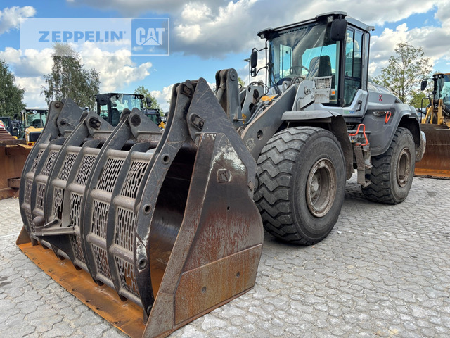 Volvo L110H - Wheel loader: gambar 2 Volvo L110H - Wheel loader: gambar 2