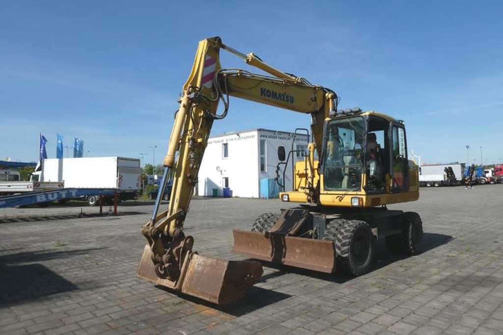KOMATSU HANOMAG KOMATSU HANOMAG Mobilbagger Mobilbagger PW140-7 - Ekskavator roda: gambar 2 KOMATSU HANOMAG KOMATSU HANOMAG Mobilbagger Mobilbagger PW140-7 - Ekskavator roda: gambar 2