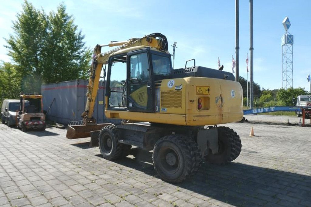 Komatsu Mobilbagger PW140-7 Mobilbagger - Ekskavator roda: gambar 5 Komatsu Mobilbagger PW140-7 Mobilbagger - Ekskavator roda: gambar 5