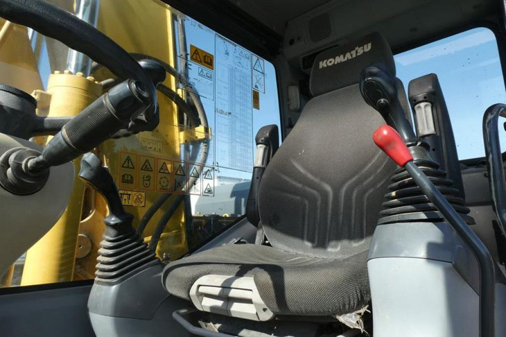 Ekskavator roda Komatsu Mobilbagger PW140-7 Mobilbagger: gambar 9