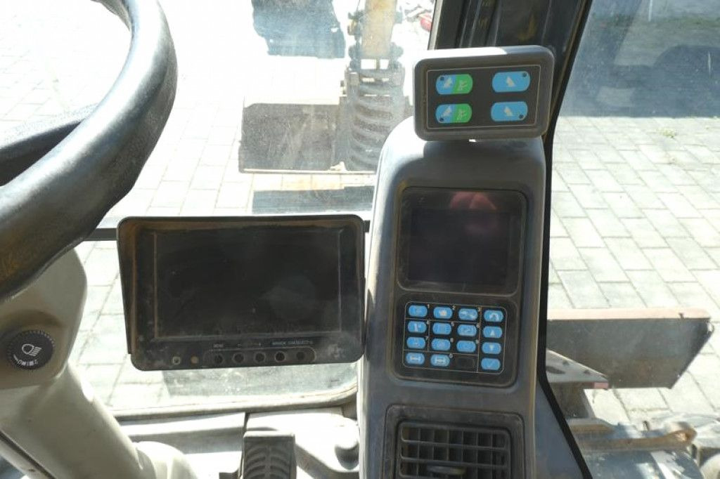 Ekskavator roda Komatsu Mobilbagger PW140-7 Mobilbagger: gambar 13