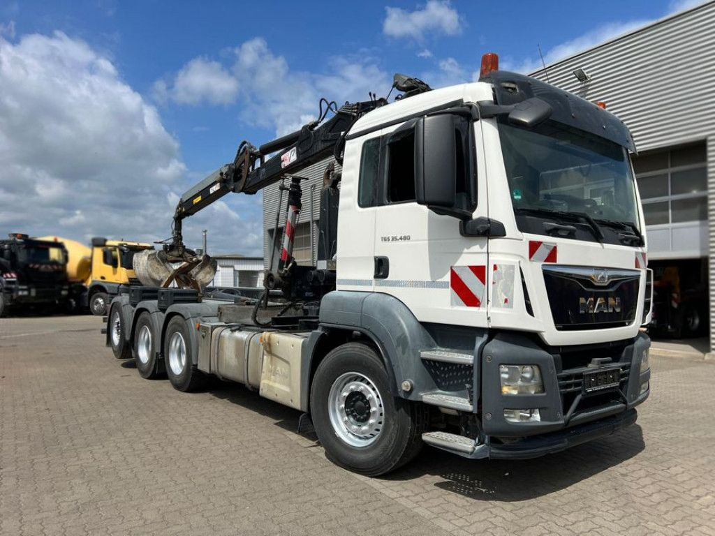 MAN TG-S 35.480 8x4 BL Abrollkipper mit Kran Penz-15 - Truk derek: gambar 2 MAN TG-S 35.480 8x4 BL Abrollkipper mit Kran Penz-15 - Truk derek: gambar 2