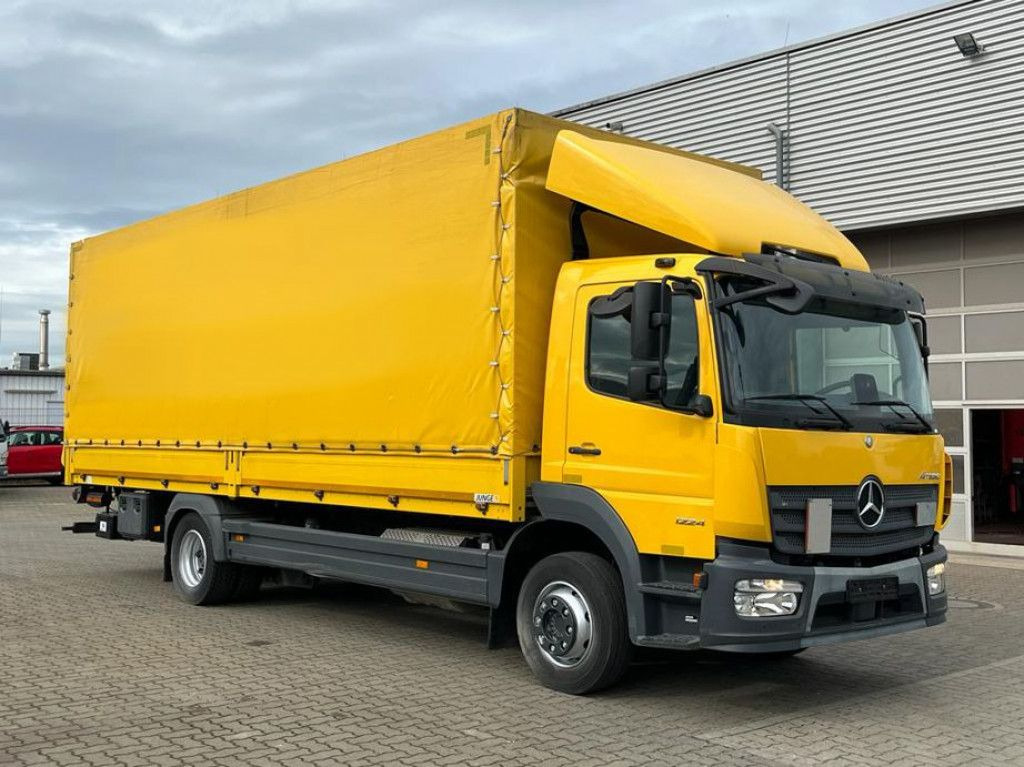 Mercedes-Benz Atego 1224 L Pritsche LBW - Truk flatbed: gambar 2 Mercedes-Benz Atego 1224 L Pritsche LBW - Truk flatbed: gambar 2