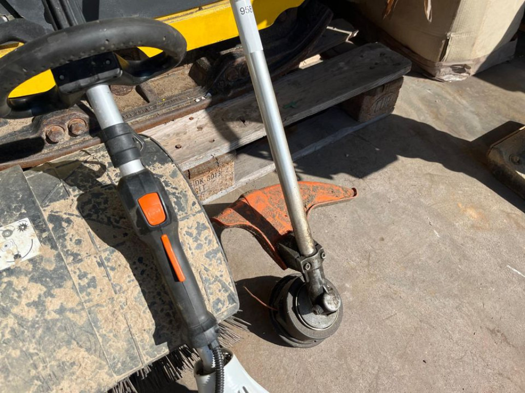 Stihl Kombimotor KM 131 R Kleinteile - Peralatan kebun: gambar 4 Stihl Kombimotor KM 131 R Kleinteile - Peralatan kebun: gambar 4