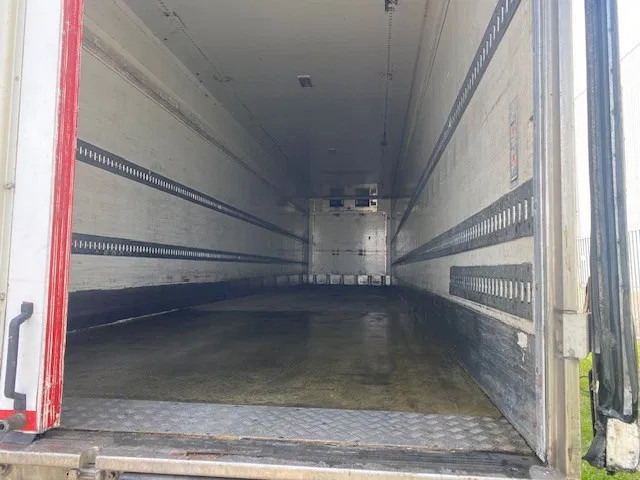 Van Eck koelvries 3 asser stuuras,met carrier vector koelmotor, apk gekeurd - Semi-trailer berpendingin: gambar 4 Van Eck koelvries 3 asser stuuras,met carrier vector koelmotor, apk gekeurd - Semi-trailer berpendingin: gambar 4