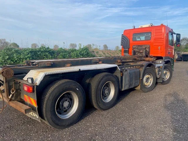 Volvo FM 440 8x4 ,containersysteem, handgeschakeld, luchtvering, naafreductie... - Truk pembawa sistem kabel: gambar 3 Volvo FM 440 8x4 ,containersysteem, handgeschakeld, luchtvering, naafreductie... - Truk pembawa sistem kabel: gambar 3