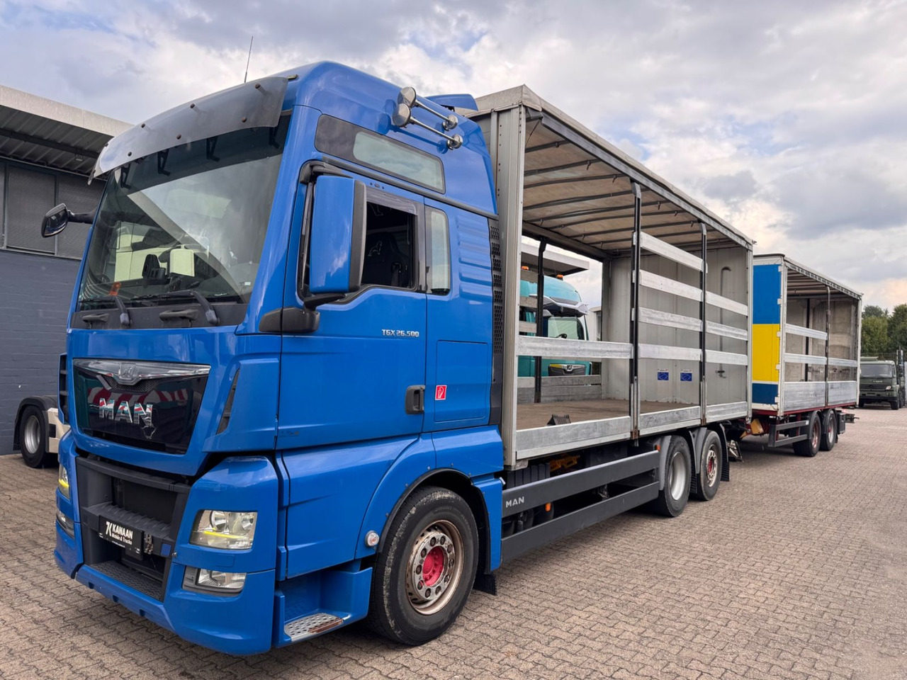 MAN 26.500 TGX+Anh LBW Euro6 Lift/Lenkachse - Truk dengan terpal samping: gambar 5 MAN 26.500 TGX+Anh LBW Euro6 Lift/Lenkachse - Truk dengan terpal samping: gambar 5