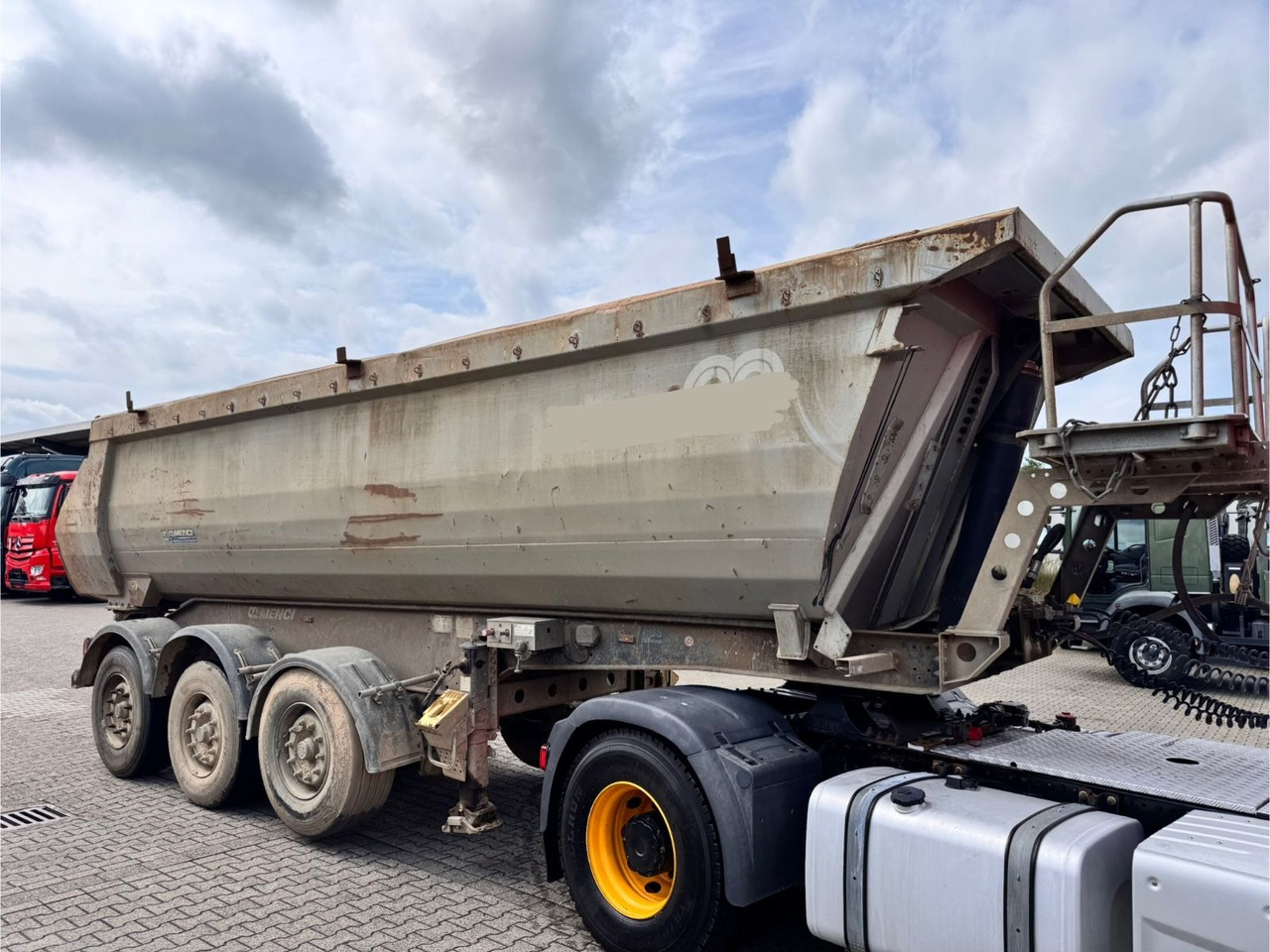 Menci SA700R Kipper Mulde 27m³ Lift Stahl Stück - Semi-trailer jungkit: gambar 2 Menci SA700R Kipper Mulde 27m³ Lift Stahl Stück - Semi-trailer jungkit: gambar 2