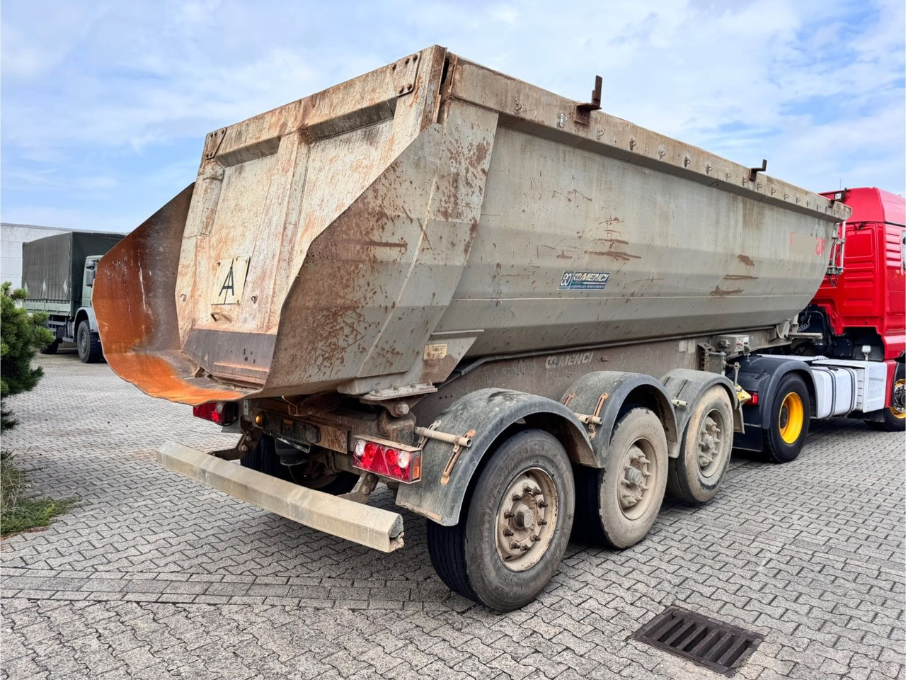 Menci SA700R Kipper Mulde 27m³ Lift Stahl Stück - Semi-trailer jungkit: gambar 5 Menci SA700R Kipper Mulde 27m³ Lift Stahl Stück - Semi-trailer jungkit: gambar 5