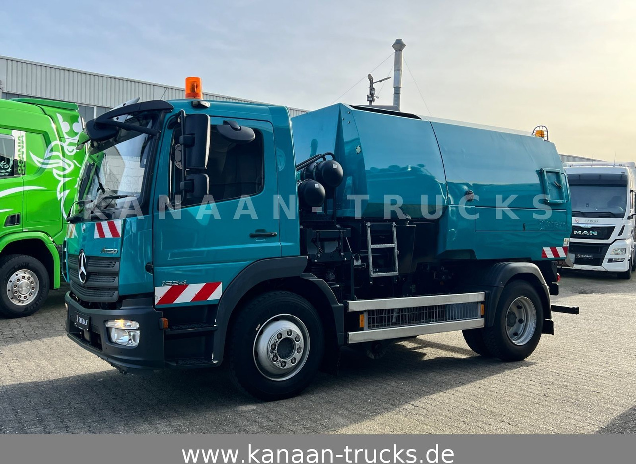 Mercedes-Benz 1324 Atego Johnston VT652 120TKM Euro6b - Penyapu jalan: gambar 3 Mercedes-Benz 1324 Atego Johnston VT652 120TKM Euro6b - Penyapu jalan: gambar 3
