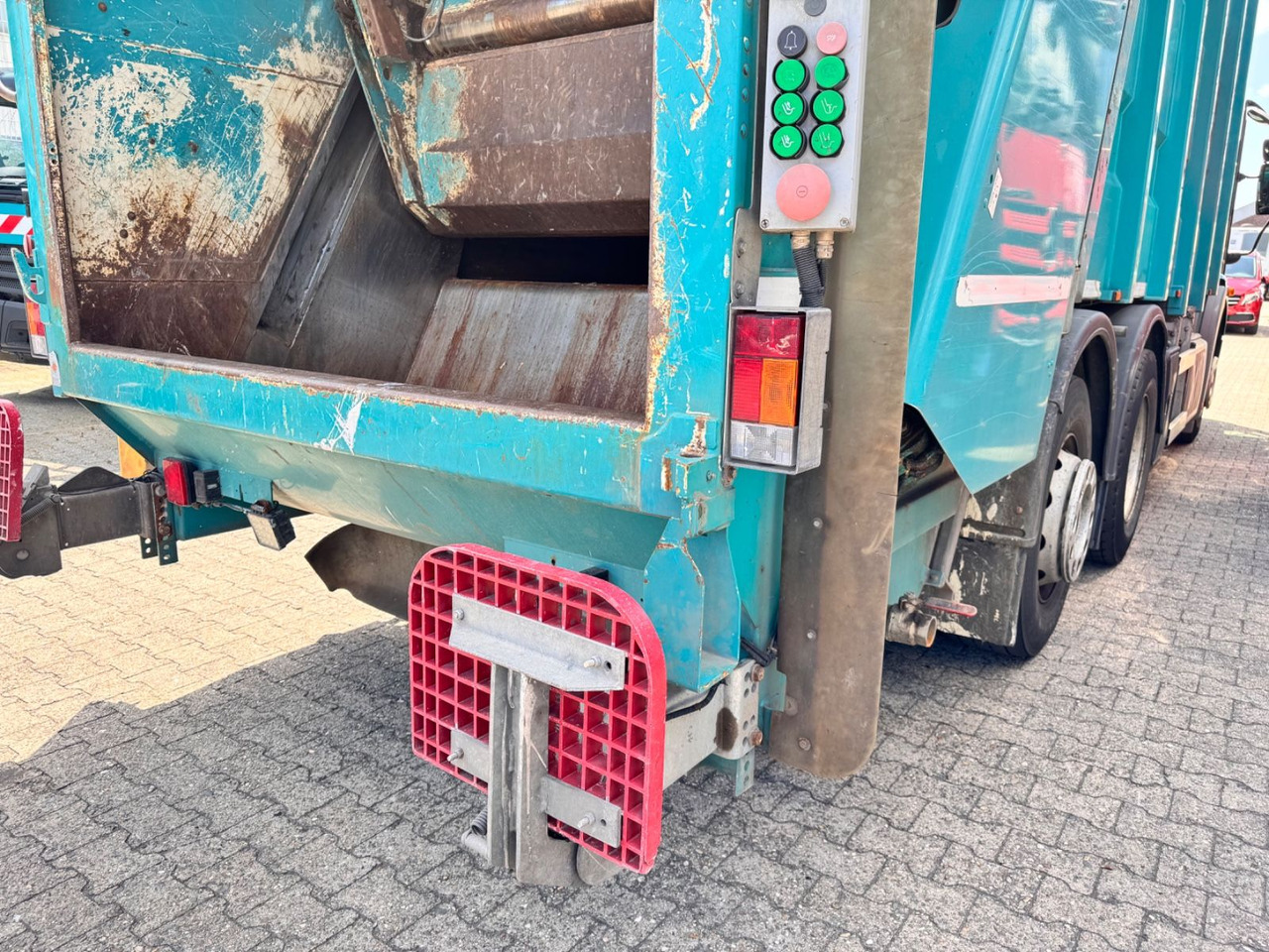Mercedes-Benz 2630 Econic Müllwagen Zöller - Truk sampah: gambar 5 Mercedes-Benz 2630 Econic Müllwagen Zöller - Truk sampah: gambar 5