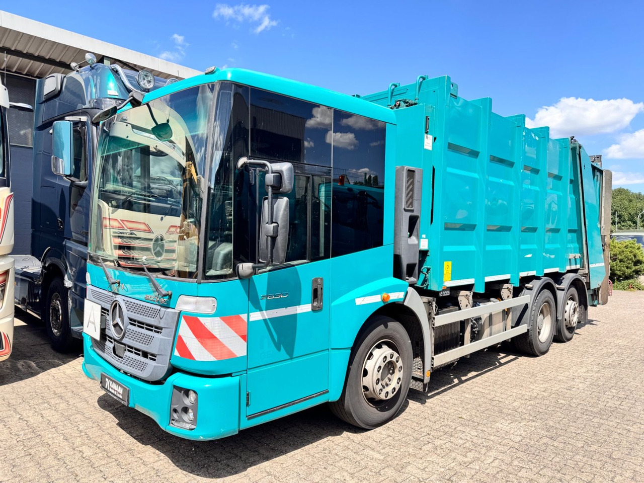 Mercedes-Benz 2630 Econic Müllwagen Zöller - Truk sampah: gambar 2 Mercedes-Benz 2630 Econic Müllwagen Zöller - Truk sampah: gambar 2