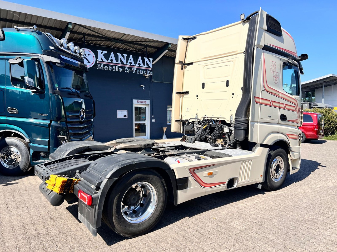 Mercedes-Benz 1848 LS Actros 5 GigaSpace - Tractor head: gambar 4 Mercedes-Benz 1848 LS Actros 5 GigaSpace - Tractor head: gambar 4