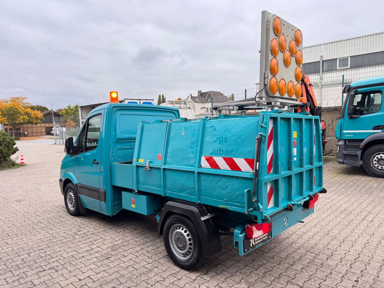 Mercedes-Benz 313 CDI Sprinter II Bertsche Müllwagen Tafel - Van pengiriman: gambar 4 Mercedes-Benz 313 CDI Sprinter II Bertsche Müllwagen Tafel - Van pengiriman: gambar 4