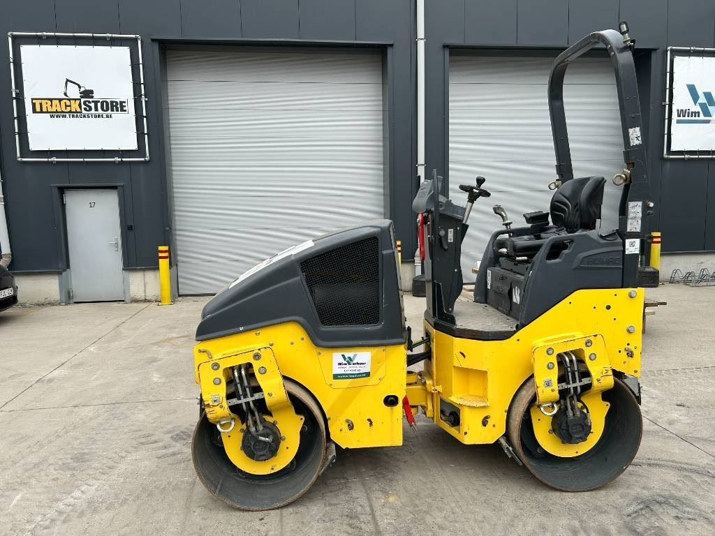 Bomag BW 120 AD-5 - Roller jalan: gambar 1 Bomag BW 120 AD-5 - Roller jalan: gambar 1