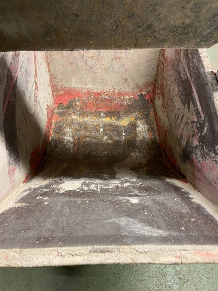 Hinowa HS 1100 - Tempat sampah perayap: gambar 5 Hinowa HS 1100 - Tempat sampah perayap: gambar 5