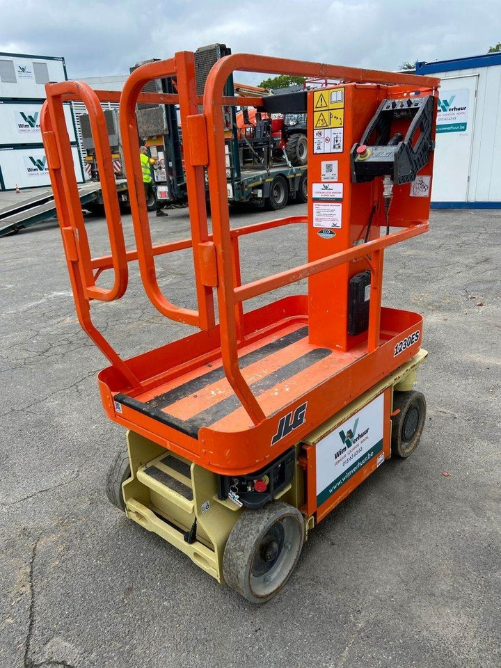 JLG 1230 ES (10150) - Scissor lifts: gambar 5 JLG 1230 ES (10150) - Scissor lifts: gambar 5