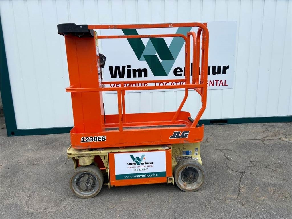JLG 1230 ES (10150) - Scissor lifts: gambar 1 JLG 1230 ES (10150) - Scissor lifts: gambar 1
