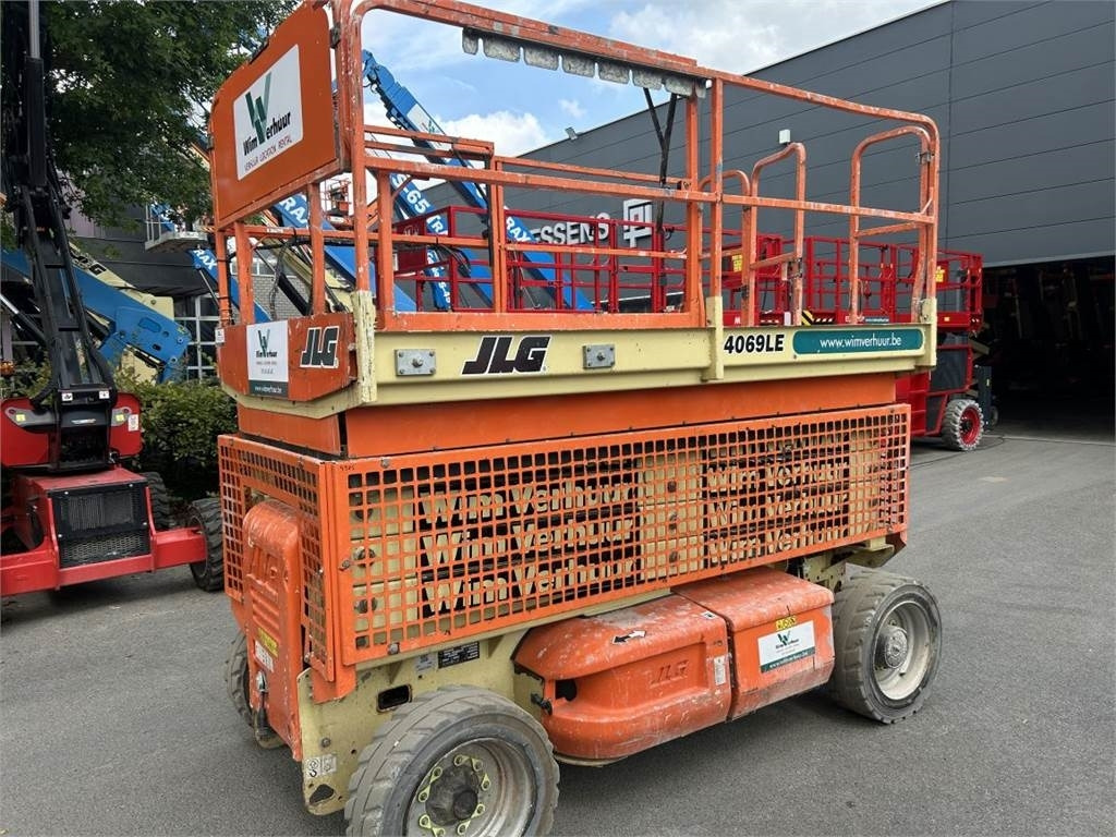 JLG 4069 LE (3524) - Scissor lifts: gambar 1 JLG 4069 LE (3524) - Scissor lifts: gambar 1