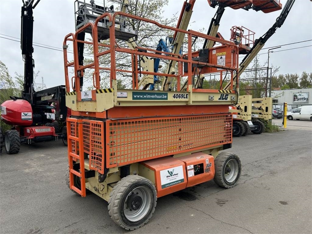 JLG 4069 LE (3614) - Scissor lifts: gambar 1 JLG 4069 LE (3614) - Scissor lifts: gambar 1