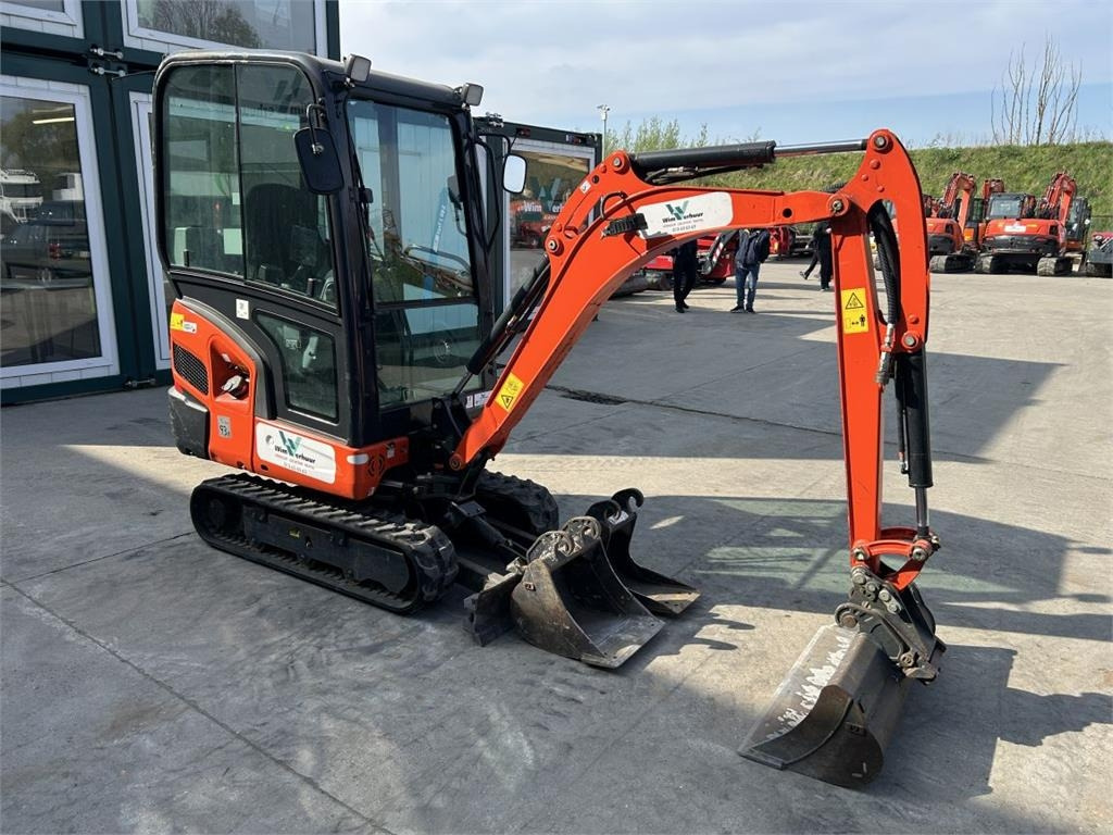 Kubota KX019-4 (8684) - Ekskavator mini: gambar 2 Kubota KX019-4 (8684) - Ekskavator mini: gambar 2
