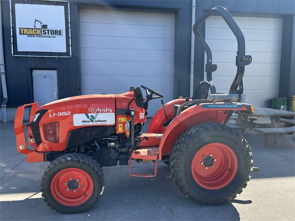 Kubota L1-382 (5283) - Traktor kota: gambar 1 Kubota L1-382 (5283) - Traktor kota: gambar 1