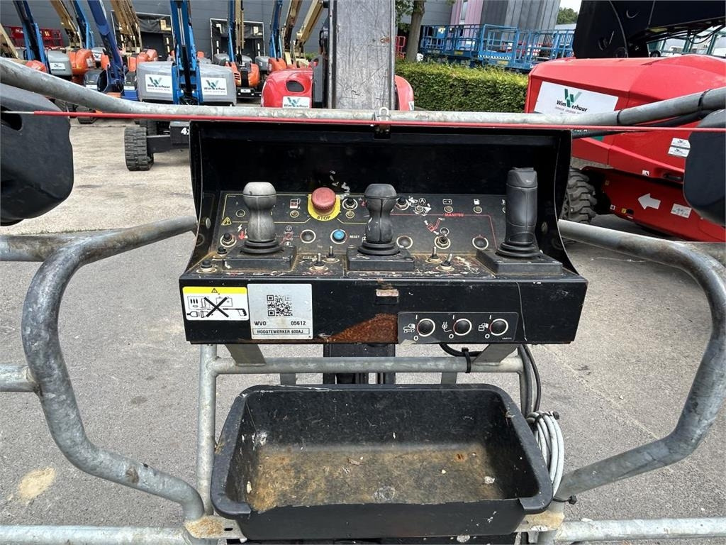 Manitou 200 ATJ RC ST5 (5612) - Boom artikulasi: gambar 4 Manitou 200 ATJ RC ST5 (5612) - Boom artikulasi: gambar 4