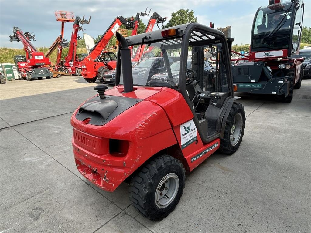Manitou MH25-4  - Forklift medan kasar: gambar 3 Manitou MH25-4  - Forklift medan kasar: gambar 3