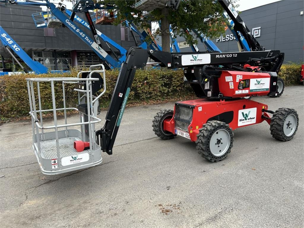 Manitou Man'go 12 (10401) - Boom artikulasi: gambar 1 Manitou Man'go 12 (10401) - Boom artikulasi: gambar 1