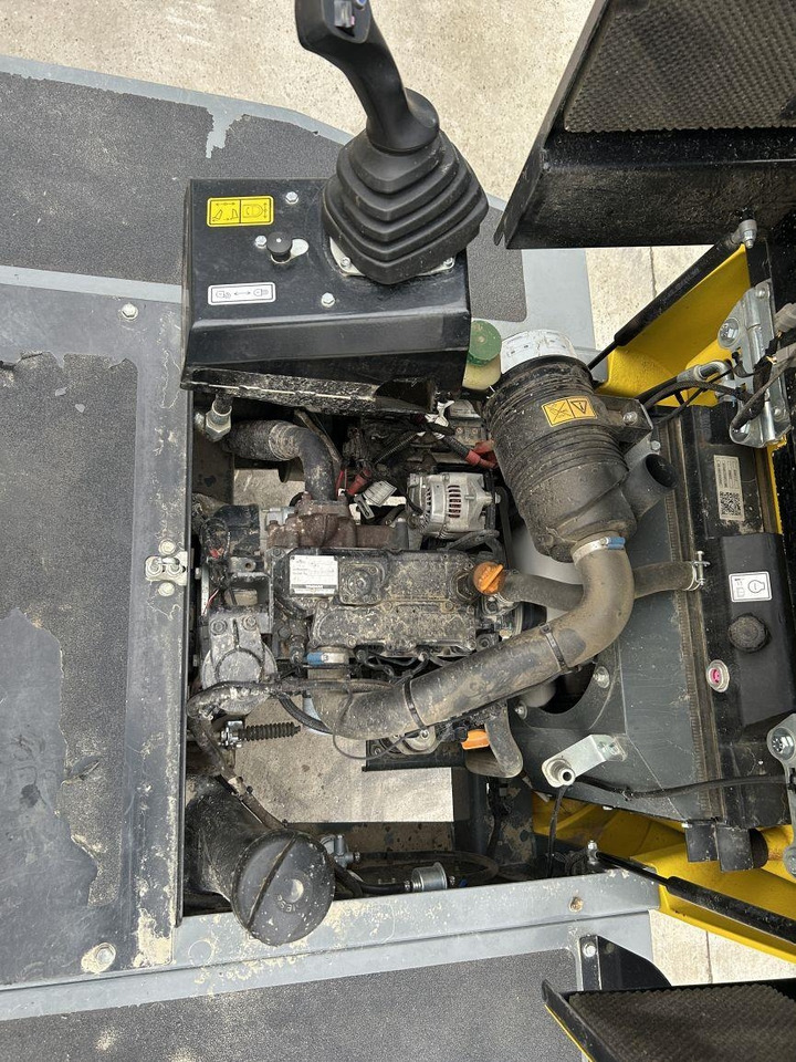 Tempat sampah artikulasi Wacker Neuson DW30 (8303): gambar 15