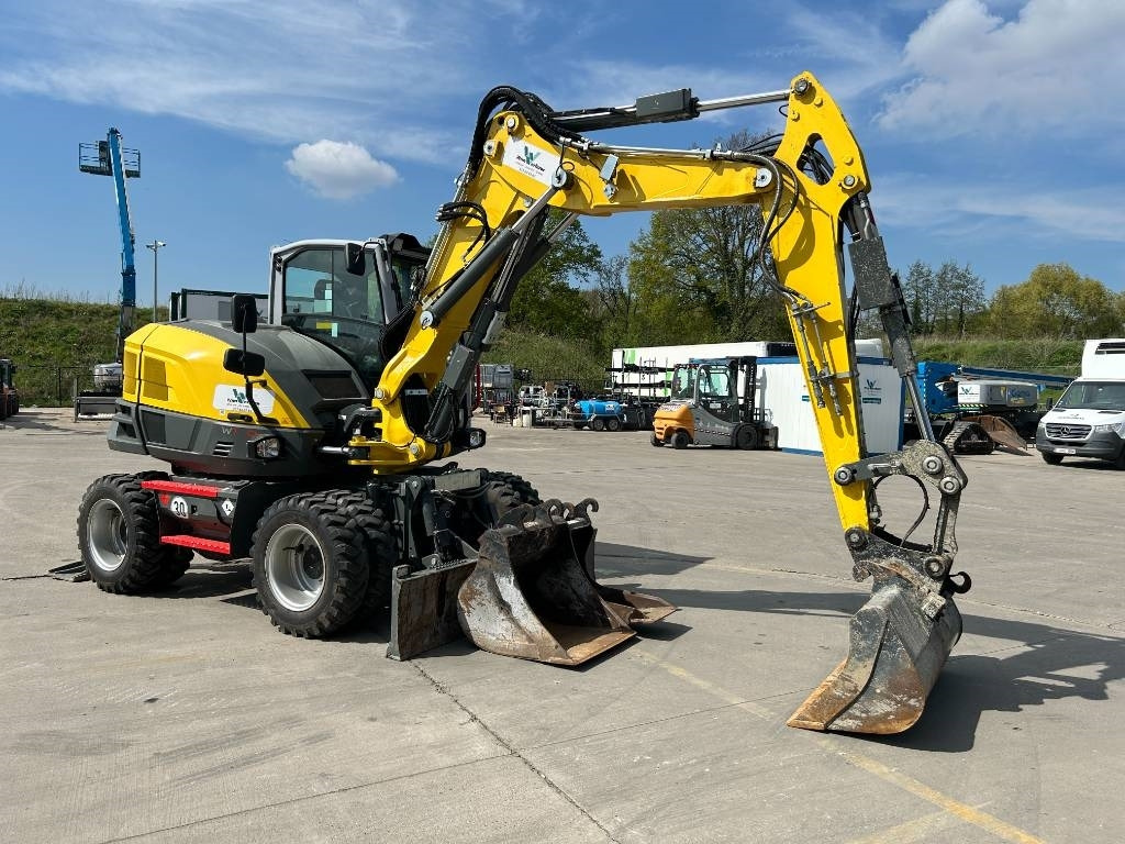 Wacker Neuson EW 100 - Ekskavator roda: gambar 4 Wacker Neuson EW 100 - Ekskavator roda: gambar 4
