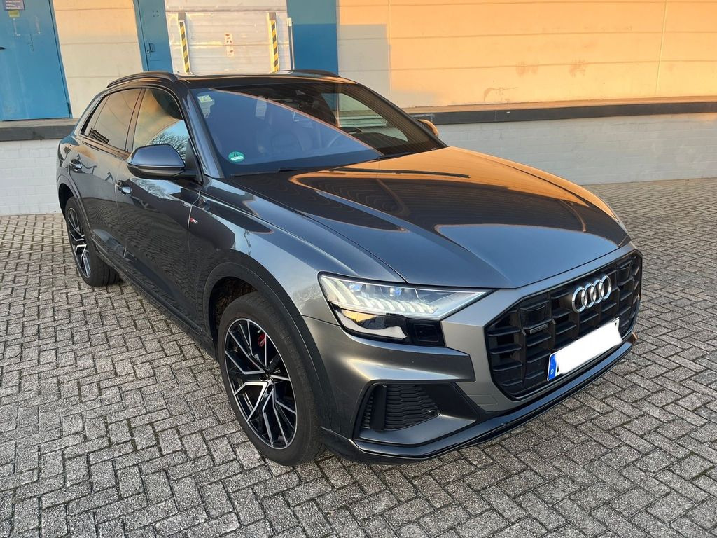 Audi Q8 50 TDI quattro tiptronic 22 Zoll*3xSline*Pano Audi Q8 50 TDI quattro tiptronic 22 Zoll*3xSline*Pano - Mobil SUV: gambar 1 Audi Q8 50 TDI quattro tiptronic 22 Zoll*3xSline*Pano Audi Q8 50 TDI quattro tiptronic 22 Zoll*3xSline*Pano - Mobil SUV: gambar 1