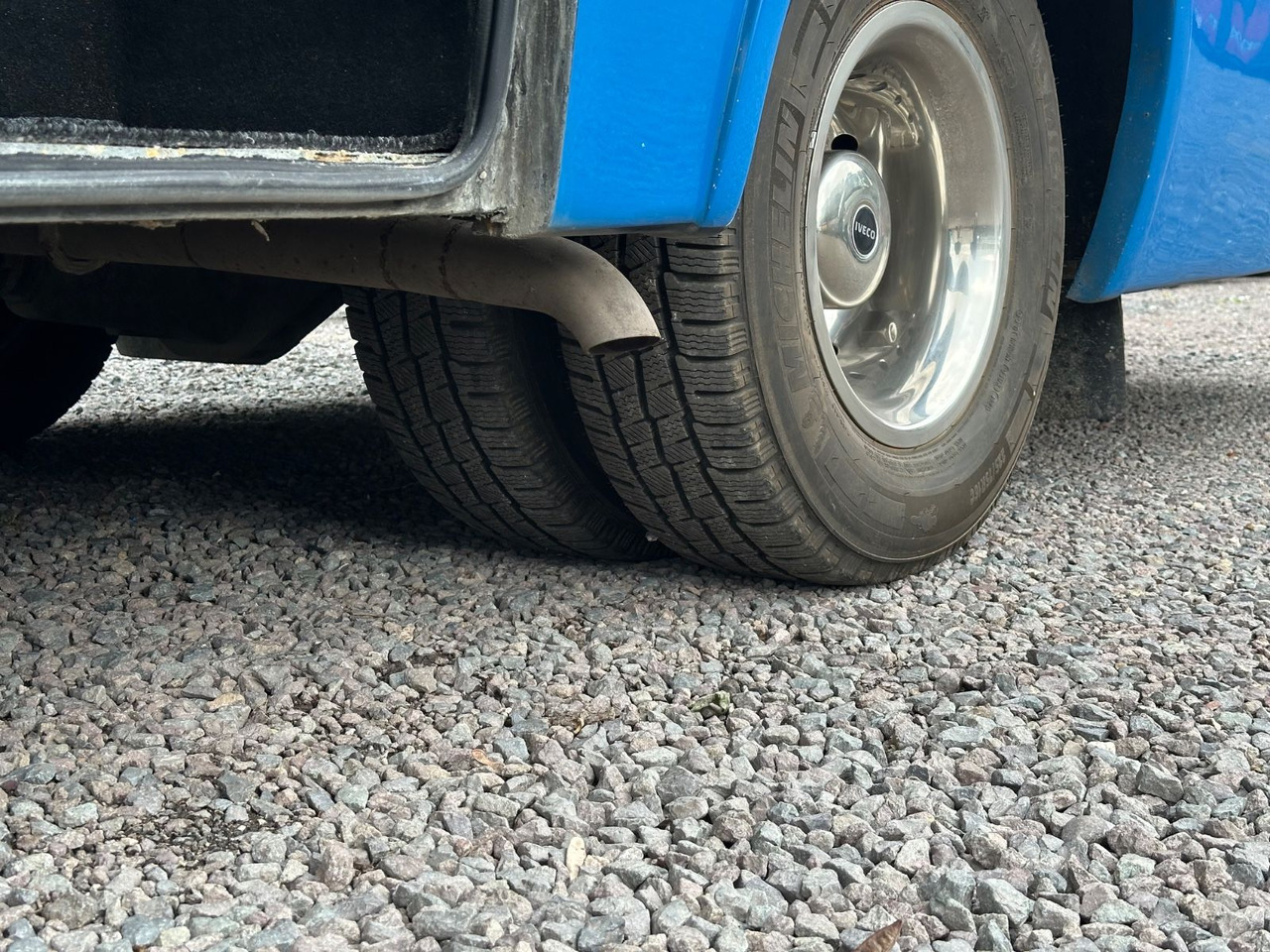 Iveco AN21 Atomic(MotorNeu*7.2t*Hecknied)Rapido Rosero - Bus mini, Van penumpang: gambar 3 Iveco AN21 Atomic(MotorNeu*7.2t*Hecknied)Rapido Rosero - Bus mini, Van penumpang: gambar 3