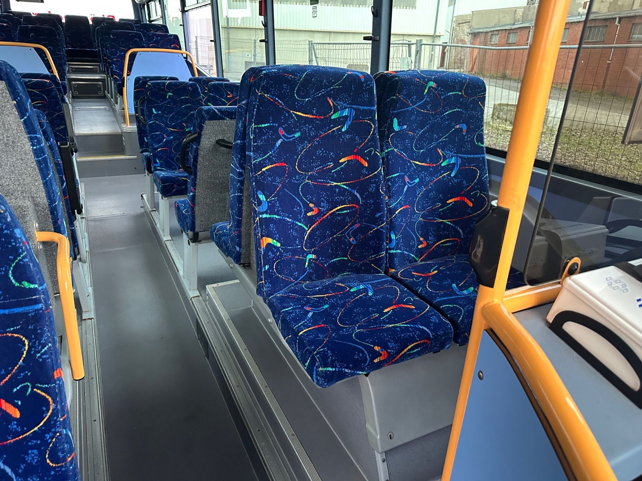 Iveco Irisbus Crossway LE SFR 152 DE*100 km/h*Schalt Iveco Irisbus Crossway LE SFR 152 DE*100 km/h*Schalt - Bus kota: gambar 5 Iveco Irisbus Crossway LE SFR 152 DE*100 km/h*Schalt Iveco Irisbus Crossway LE SFR 152 DE*100 km/h*Schalt - Bus kota: gambar 5