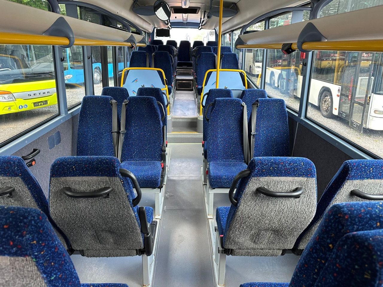 Iveco Irisbus Crossway LE SFR 162 *AC*100 km/h*Schalt - Bus kota: gambar 5 Iveco Irisbus Crossway LE SFR 162 *AC*100 km/h*Schalt - Bus kota: gambar 5