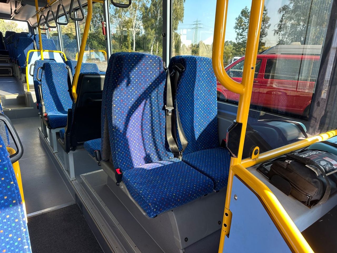 Bus kota Iveco Irisbus Crossway LE SFR 162 *AC*100 km/h*Schalt: gambar 15 Bus kota Iveco Irisbus Crossway LE SFR 162 *AC*100 km/h*Schalt: gambar 15