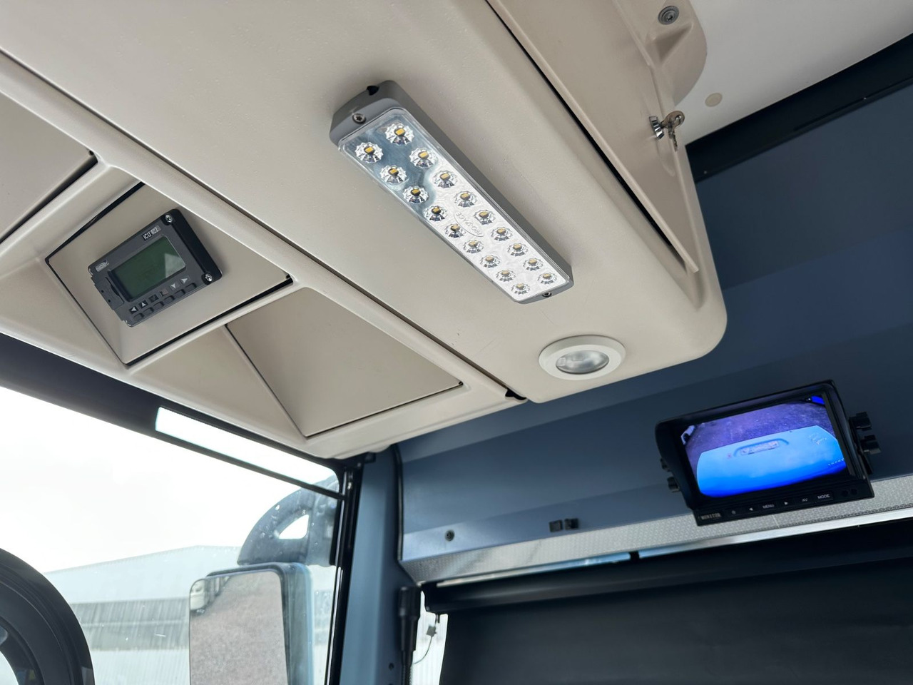 Bus kota Iveco Irisbus Crossway LE SFR 162 *AC*100 km/h*Schalt: gambar 11