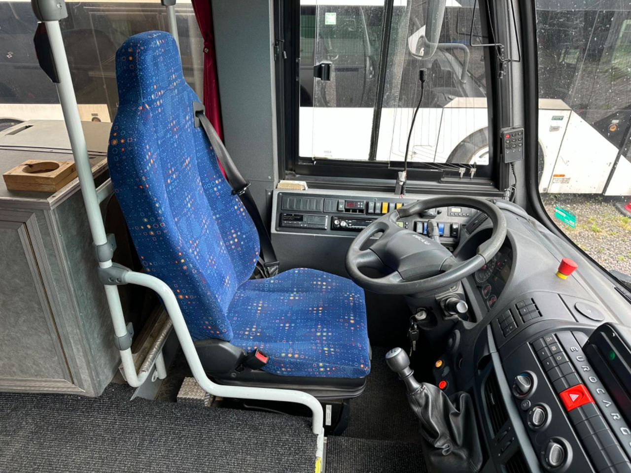 Iveco Kapena Tema 100 (32*Sitze*DE*TOP*Schalt) O510 Iveco Kapena Tema 100 , O 510, 818, Rapido - Bus mini, Van penumpang: gambar 5 Iveco Kapena Tema 100 (32*Sitze*DE*TOP*Schalt) O510 Iveco Kapena Tema 100 , O 510, 818, Rapido - Bus mini, Van penumpang: gambar 5