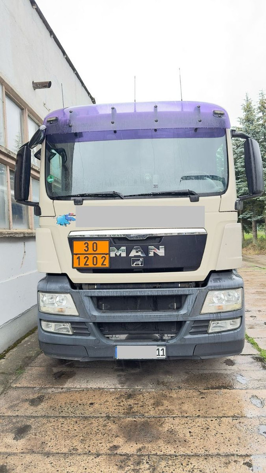 MAN TGS 18.440 4X2 BL A3 (Oben+Untenbefüllung) - Truk tangki: gambar 5 MAN TGS 18.440 4X2 BL A3 (Oben+Untenbefüllung) - Truk tangki: gambar 5