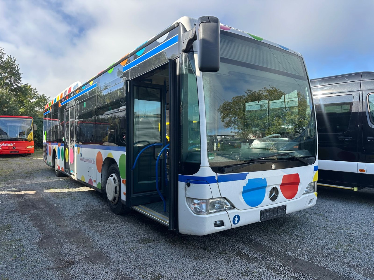 Mercedes-Benz O 530 Citaro LE (Euro 5, Klima) - Bus kota: gambar 1 Mercedes-Benz O 530 Citaro LE (Euro 5, Klima) - Bus kota: gambar 1