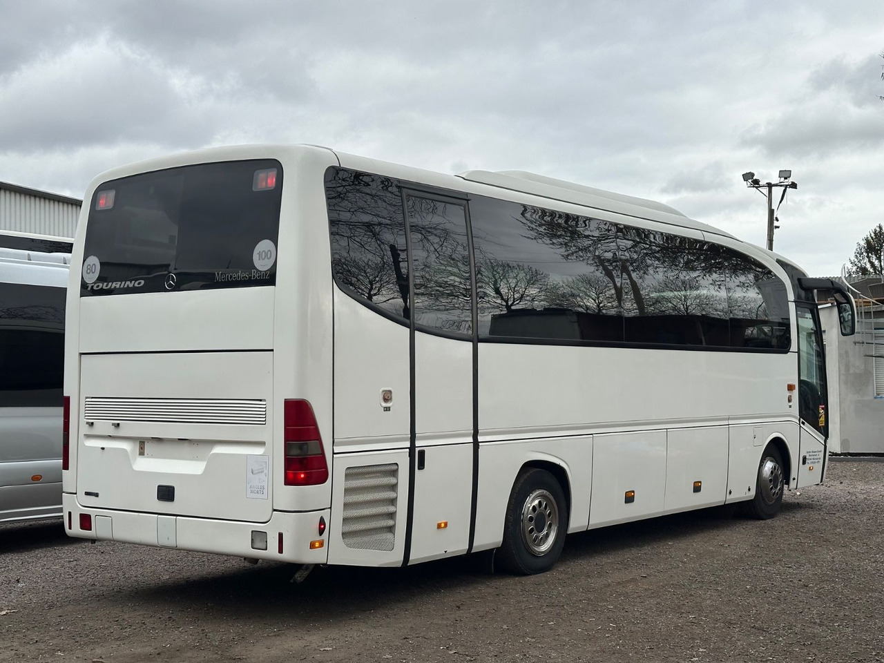 Mercedes-Benz O510 Tourino (wenig Km*Softline Sitze) - Bus pariwisata: gambar 2 Mercedes-Benz O510 Tourino (wenig Km*Softline Sitze) - Bus pariwisata: gambar 2