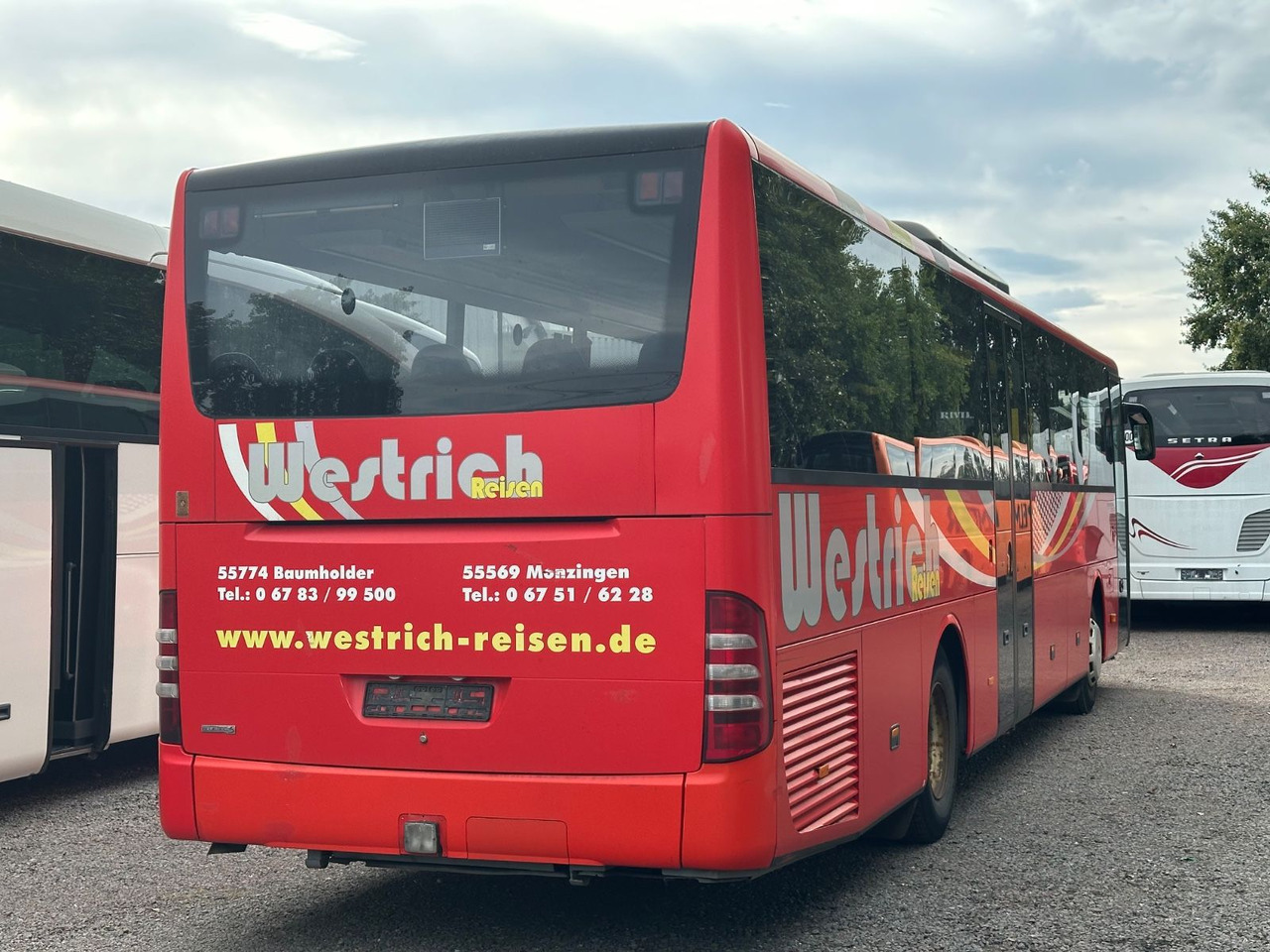 Mercedes-Benz O550 Integro (56 Sitze*Klima*Schalt) - Bus pinggiran kota: gambar 2 Mercedes-Benz O550 Integro (56 Sitze*Klima*Schalt) - Bus pinggiran kota: gambar 2