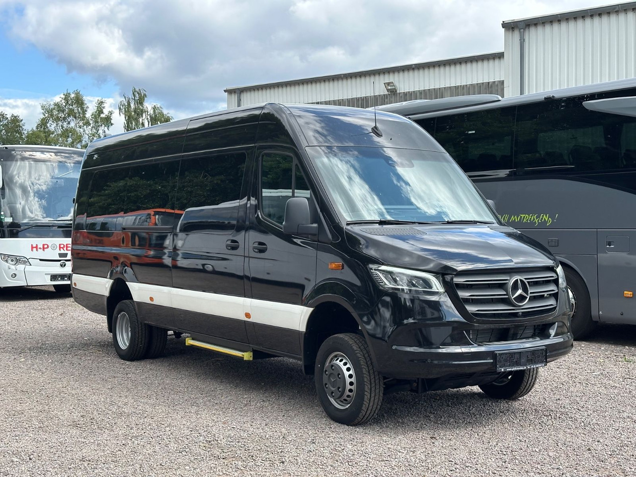 Mercedes-Benz Sprinter 519 CDi 4x4 H+L 360° Cam.*Navi*253.4 Km - Bus mini, Van penumpang: gambar 2 Mercedes-Benz Sprinter 519 CDi 4x4 H+L 360° Cam.*Navi*253.4 Km - Bus mini, Van penumpang: gambar 2