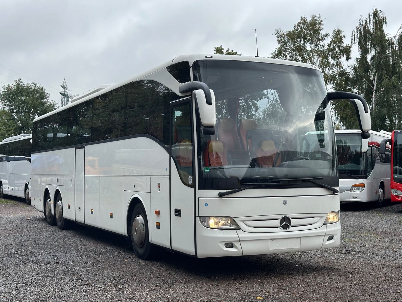 Mercedes-Benz Tourismo O350 16 RHD-M (56 Sitze*DE*TOP) - Bus pariwisata: gambar 1 Mercedes-Benz Tourismo O350 16 RHD-M (56 Sitze*DE*TOP) - Bus pariwisata: gambar 1