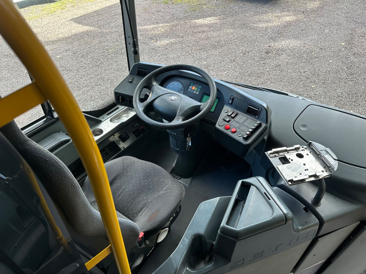 Setra S 415 NF (Euro 5) - Bus kota: gambar 4 Setra S 415 NF (Euro 5) - Bus kota: gambar 4