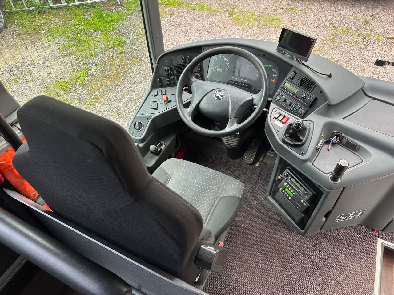 Setra S 415 UL Business (54 SchlafSitze*Klima)UL-GT - Bus pinggiran kota: gambar 5 Setra S 415 UL Business (54 SchlafSitze*Klima)UL-GT - Bus pinggiran kota: gambar 5