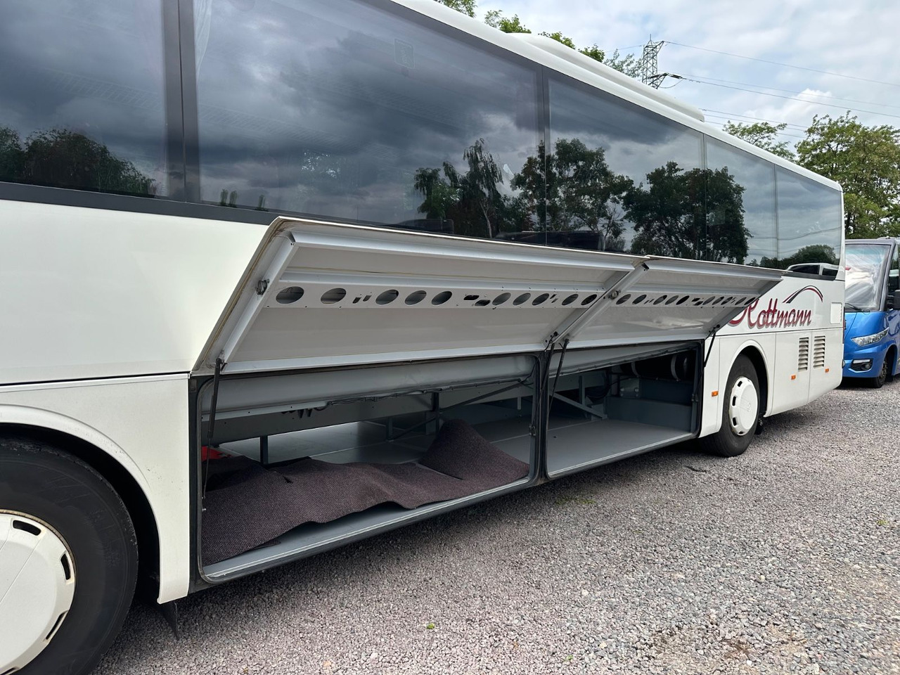Setra S 415 UL Business (54 SchlafSitze*Klima)UL-GT - Bus pinggiran kota: gambar 4 Setra S 415 UL Business (54 SchlafSitze*Klima)UL-GT - Bus pinggiran kota: gambar 4