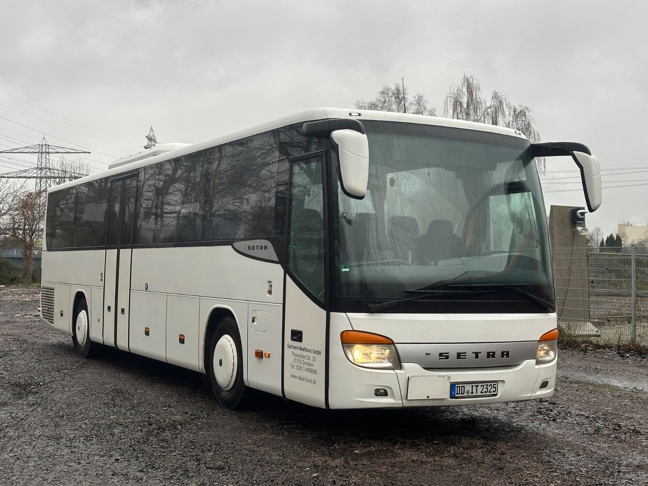 Setra S 415 UL GT (Euro6*DE*TOP) - Bus pinggiran kota: gambar 1 Setra S 415 UL GT (Euro6*DE*TOP) - Bus pinggiran kota: gambar 1
